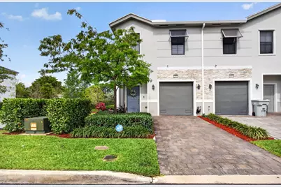 873 NW 3rd Way, Pompano Beach, FL 33060 - Photo 1