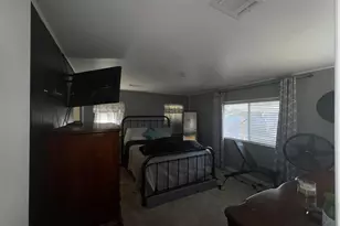 4242 3rd Ct, Lantana, FL 33462 - Photo 11