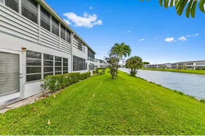 2 Chatham A, West Palm Beach, FL 33417 - Photo 17
