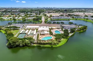 2 Chatham A, West Palm Beach, FL 33417 - Photo 21