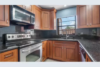 2026 SW 81st Way, Davie, FL 33324 - Photo 13