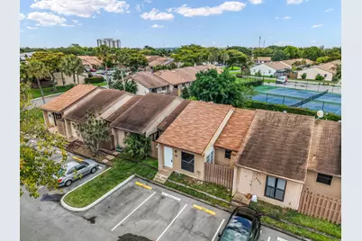 2026 SW 81st Way, Davie, FL 33324 - Photo 3