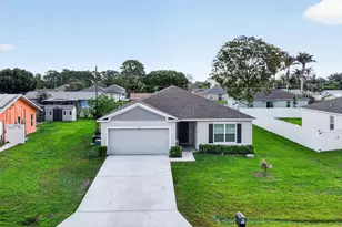 535 SW Butler Ave, Port Saint Lucie, FL 34983 - Photo 3