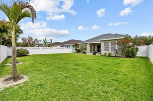 10491 SW Katrina Way, Port Saint Lucie, FL 34987 - Photo 5