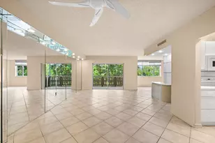 4001 Hillcrest Dr, Hollywood, FL 33021 - Photo 3