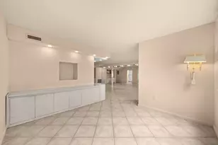 4001 Hillcrest Dr, Hollywood, FL 33021 - Photo 9