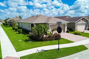 9792 SW Trumpet Tree Cir, Port Saint Lucie, FL 34987 - Photo 1
