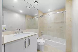 2051 SE 3rd St, Deerfield Beach, FL 33441 - Photo 23