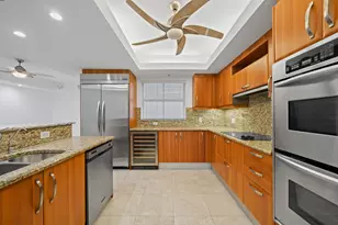 2051 SE 3rd St, Deerfield Beach, FL 33441 - Photo 11