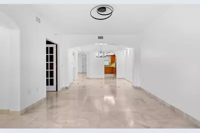 2051 SE 3rd Street #Th8, Deerfield Beach, FL 33441 - Photo 5