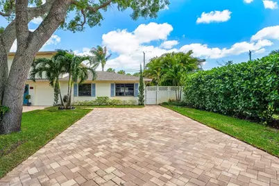 2101 N Palm Circle, North Palm Beach, FL 33408 - Photo 7