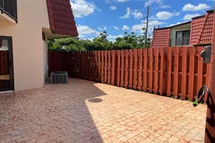 3878 Victoria Dr, West Palm Beach, FL 33406 - Photo 3