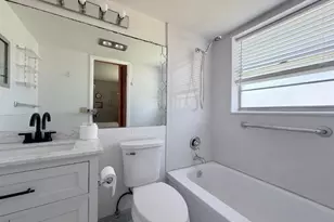 226 Windsor J, West Palm Beach, FL 33417 - Photo 11
