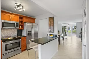 2781 N Pine Island Rd, Sunrise, FL 33322 - Photo 3