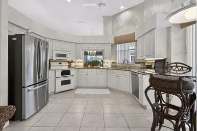 216 Eagleton Lake Boulevard, Palm Beach Gardens, FL 33418 - Photo 3