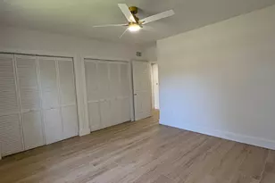 525 NE 126th St, North Miami, FL 33161 - Photo 5