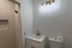 525 NE 126th St, North Miami, FL 33161 - Photo 9