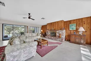 1272 SW Evergreen Ln, Palm City, FL 34990 - Photo 5