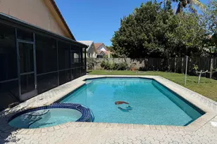 3104 Peachtree Cir, Davie, FL 33328 - Photo 9