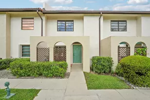 21691 Cypress Rd, Boca Raton, FL 33433 - Photo 29