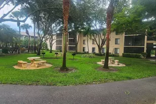 202 Foxtail Dr, Greenacres, FL 33415 - Photo 15