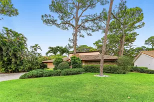 643 W Lakewoode Cir, Delray Beach, FL 33445 - Photo 3