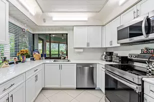 643 W Lakewoode Cir, Delray Beach, FL 33445 - Photo 17