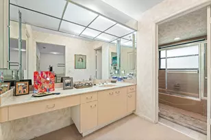 643 W Lakewoode Cir, Delray Beach, FL 33445 - Photo 25
