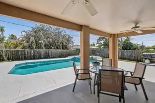 2674 SE Creston Ln, Port Saint Lucie, FL 34952 - Photo 17