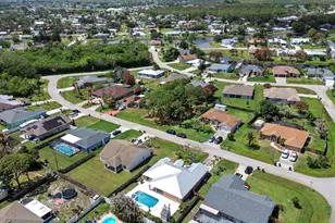 2674 SE Creston Ln, Port Saint Lucie, FL 34952 - Photo 27