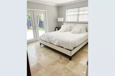 5880 NE 22nd Avenue, Fort Lauderdale, FL 33308 - Photo 9