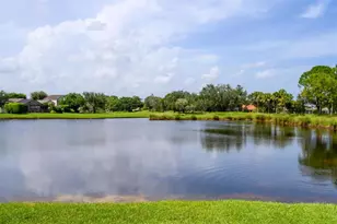 2606 Bedford Mews Dr, Wellington, FL 33414 - Photo 17