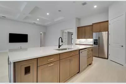 8308 Pedigree Circle, Lake Worth, FL 33467 - Photo 13
