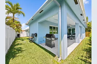 2754 NE 31st Court, Lighthouse Point, FL 33064 - Photo 23