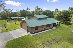 2725 Twin Oaks Trail, Fort Pierce, FL 34945 - Photo 7