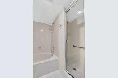 5021 Oakhill Lane #114, Delray Beach, FL 33484 - Photo 15