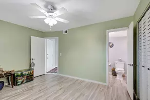 2936 Lake Shore Dr, Riviera Beach, FL 33404 - Photo 23