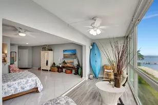 2936 Lake Shore Dr, Riviera Beach, FL 33404 - Photo 5