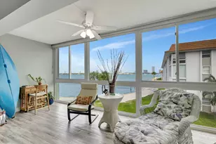 2936 Lake Shore Dr, Riviera Beach, FL 33404 - Photo 7