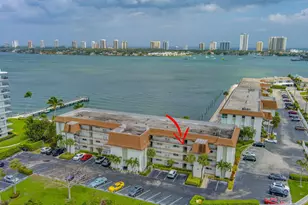2936 Lake Shore Dr, Riviera Beach, FL 33404 - Photo 33