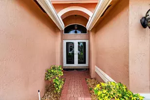 9380 Fox Trot Ln, Boca Raton, FL 33496 - Photo 3