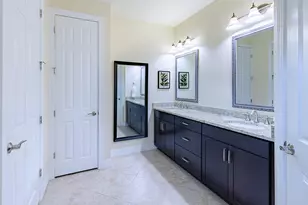 221 SE Longview Dr, Port Saint Lucie, FL 34984 - Photo 21