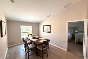 5425 NW Edgewater Ave, Port Saint Lucie, FL 34983 - Photo 9