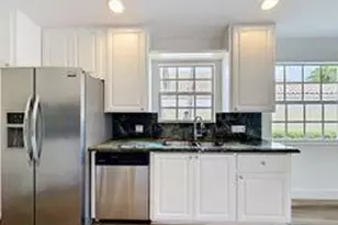 8023 Montserrat Pl, Wellington, FL 33414 - Photo 17