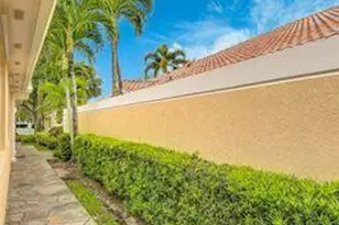8023 Montserrat Pl, Wellington, FL 33414 - Photo 57