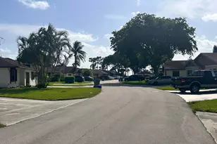 5402 Bonky Ct, West Palm Beach, FL 33415 - Photo 5