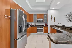2640 Lake Shore Dr, Riviera Beach, FL 33404 - Photo 11