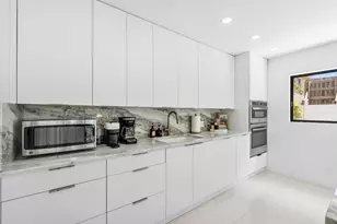 2724 N Ocean Blvd, Fort Lauderdale, FL 33308 - Photo 19