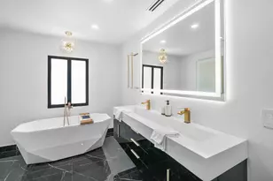2724 N Ocean Blvd, Fort Lauderdale, FL 33308 - Photo 39