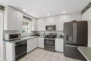 902 Egret Ave, Fort Pierce, FL 34982 - Photo 9